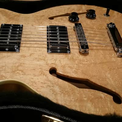 Hamer USA Newport 12 NOS 2008 Natural Birdseye maple image 1
