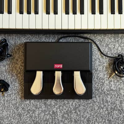 Nord Piano 2 HP73 + Case + Triple Pedal Unit image 3