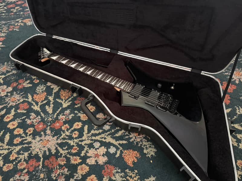 Jackson Pro Series KE3 Kelly Black - EMG