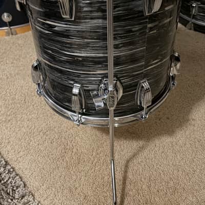 Ludwig LF844 Classic Maple 14x14" Floor Tom 2012 - Present - Vintage Black Oyster Pearl like new image 7