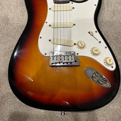 Fender Deluxe Strat Plus 1991 -  vintage Sunburst image 2
