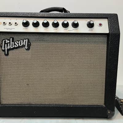 Gibson GA-15RVT Explorer 12-Watt 1x10" Guitar Combo 1965 - 1967 - Black image 2