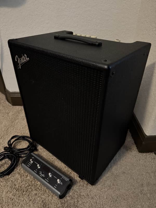 Fender Rumble Stage 800 2x10" 800-Watt Modeling Bass Combo