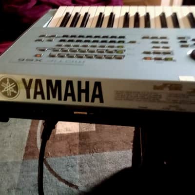 Yamaha Motif XS 6 Production Synthesizer 2000s - Gray image 8