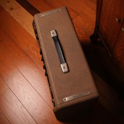 1962 Fender Deluxe Amp image 11