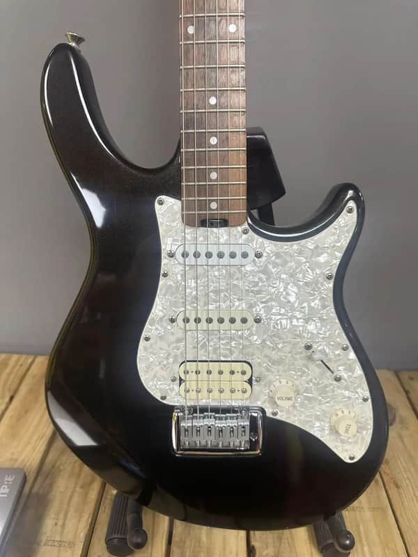 Peavey Predator Plus 1995 electric guitar image 1