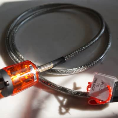 HUM Audio LAAL - Lookahead Analog Limiter - MINT - w/ Mogami XLR cables as extra - Original owner image 12