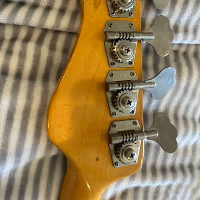 G&L USA L-1000 Bass - 1981 - Sunburst w/HSC image 14