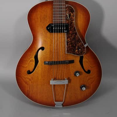 Godin 5th Avenue Kingpin Cognac Burst image 1
