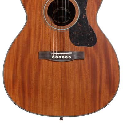 Guild OM-320 Acoustic Guitar - Natural image 1