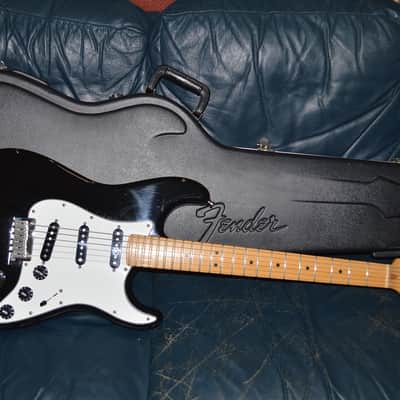 Fender American Stratocaster 2000 - Black image 1