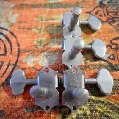 Grover Sta-Tite Guitar Tuners (4) Circa 1950s-1960s - Nickel with Metal Buttons image 5