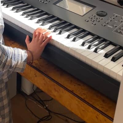 Yamaha Montage 8 Flagship Synthesizer 2019 - Present - Black