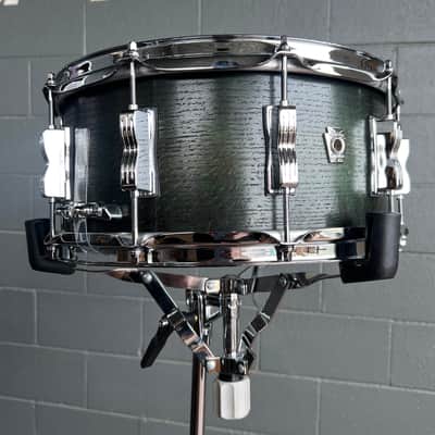 Ludwig Classic Oak 6.5x14" Snare Drum in Green Burst image 2