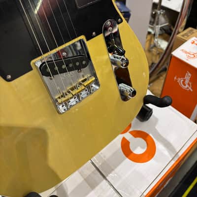 Fender Vintera II '50s Nocaster, Maple Fingerboard, Blackguard Blonde image 4