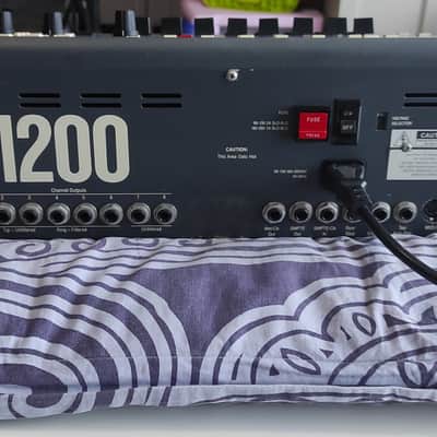 E-MU Systems SP-1200 8-Voice Drum Sampler 1987 - 1996 Grey image 2