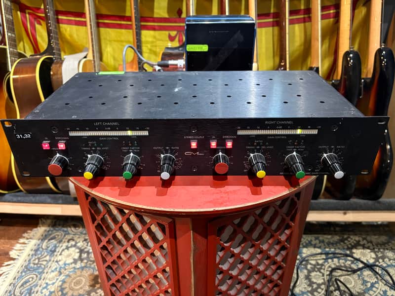 GML 8900 Stereo Dynamic Gain Control Compressor image 1