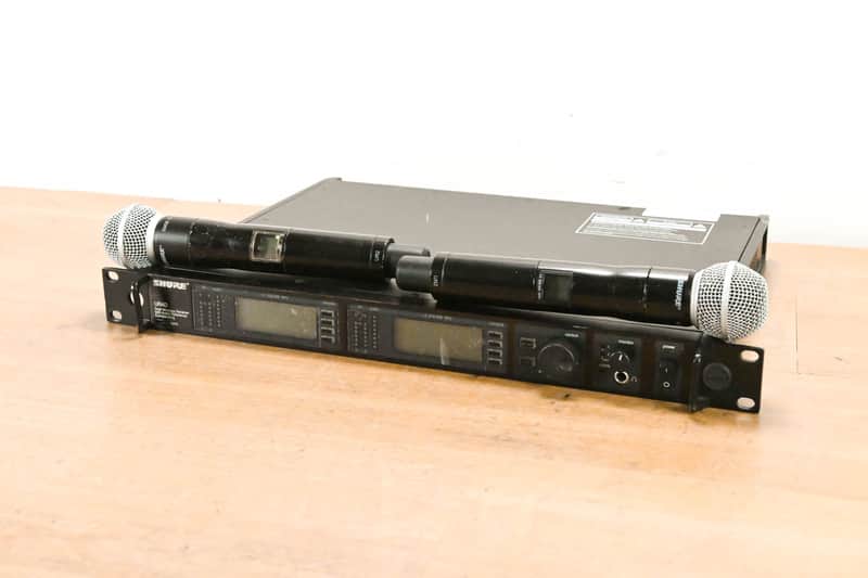 Shure UR4D Wireless Receiver w/ two UR2/SM58 Handheld Mics - L3 Band CG0128N image 1