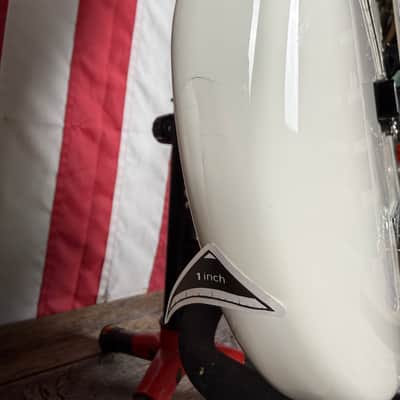Fender Player Jazz Bass with Pau Ferro Fretboard - Polar White image 9