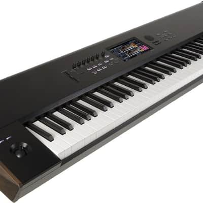 Korg Nautilus 88 AT