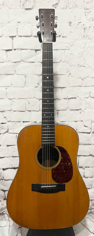1939 Martin D-18 - Natural