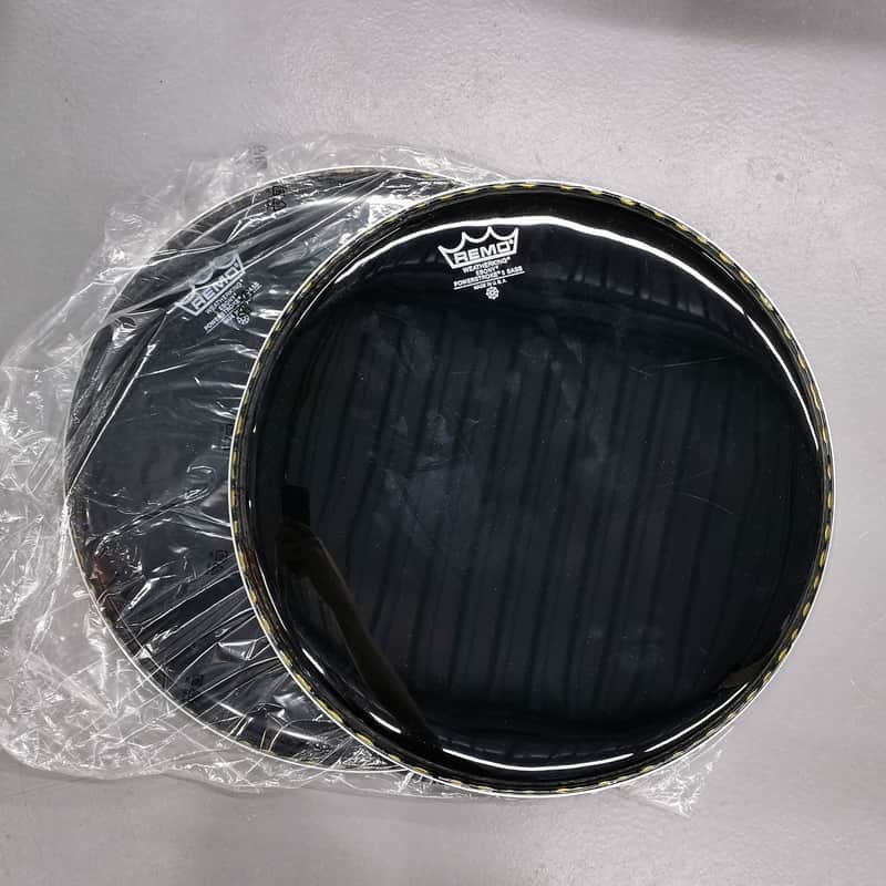 Remo Drum Head PowerStroke 3 Bass - 18'' Black, Kit of 2 imagen 1