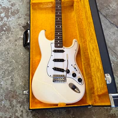 Fender Stratocaster ST-72 JV SQUIER 1983 scalloped Olympic white original vintage MIJ Japan image 4