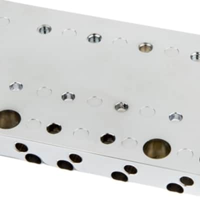 Immagine Fender HiMass 5-String Bass Bridge Assembly, Zinc Saddles, Chrome - 3