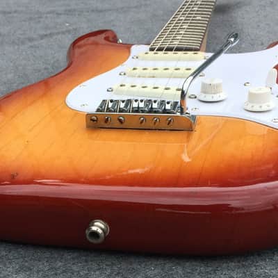 Fender Stratocaster 1984 Sienna Sunburst Rosewood Fingerboard image 6