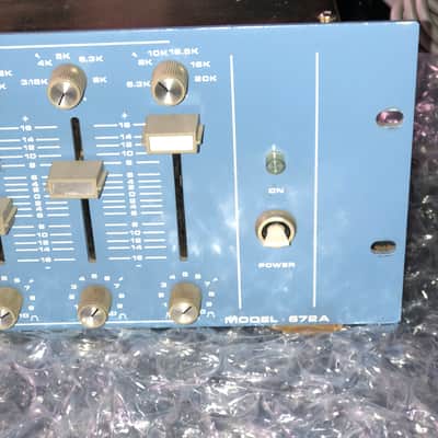 Orban Model 672A Equalizer   Blue image 2