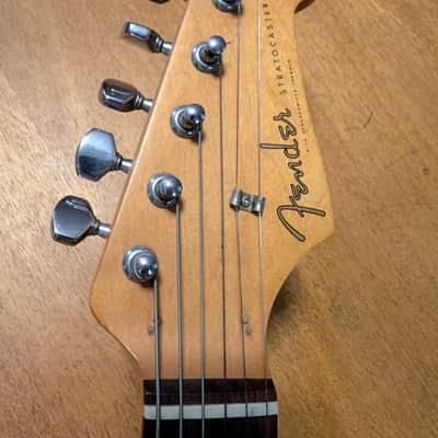 Fender Japan MST-32 Short Scale Stratocaster 1991-1992 - Sunburst image 7