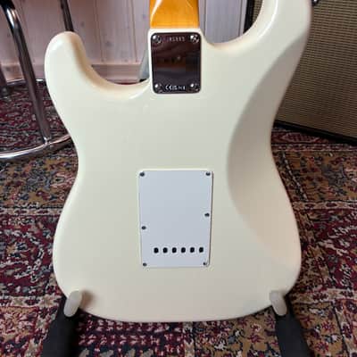 Fender American Vintage II 1961 Stratocaster RW 2025 - Olympic White image 6
