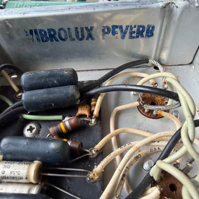 Fender Vibrolux Reverb 2-Channel 35-Watt 2x10" Guitar Combo 1978 - Silverface image 20