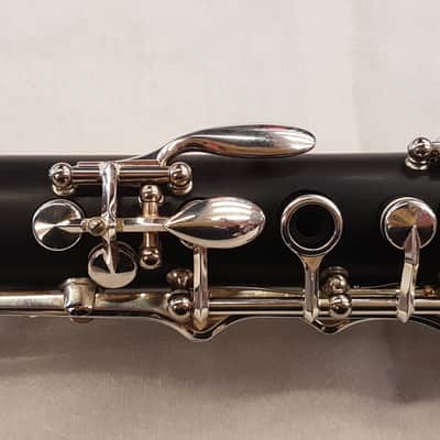 Pre-Owned Yamaha YCL-255 Clarinet Outfit image 5
