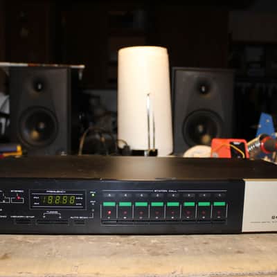 Pioneer TX-930 (2) AM FM Stereo Tuner image 2