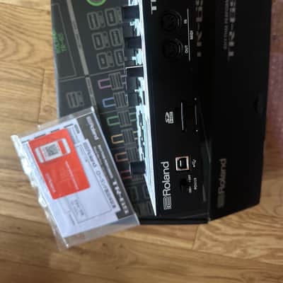 LNIB Roland TR-6S w/ over synth.com overlay , works perfect image 21