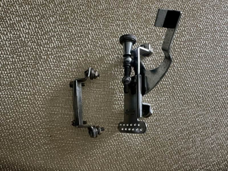 LUDWIG 60s Vtg P83 Snare Drum STRAINER THROW OFF & Butt Plate image 1