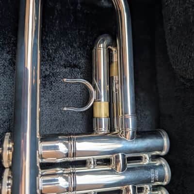 Yamaha YTR-8345G Custom Xeno Bb Trumpet Mint Condition - Played just a few times! 2012 - Large Bore / Gold Brass Bell image 8