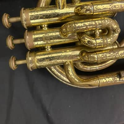 Yamaha YAH-201 Eb Alto Horn 3 Piston Vintage Brass Instrument Untested image 6
