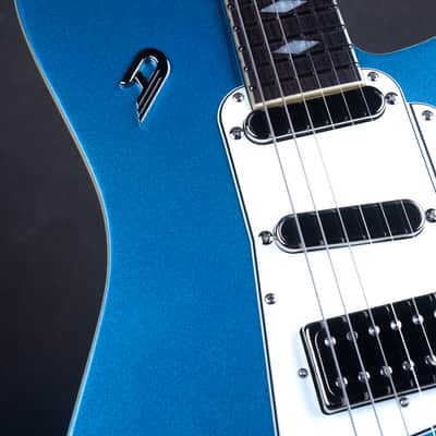 Duesenberg Paloma Catalina Blue electric guitar Brand New image 4