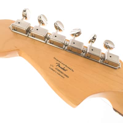 Squier Classic Vibe '60s Jazzmaster 2025 Tahitian Coral 3547gr image 9