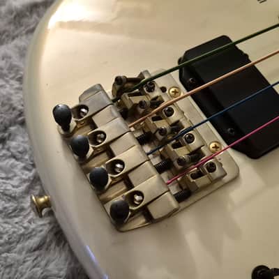 Yamaha Motion Bass MB-II - 1989 / MIJ - Vintage White - 4-String