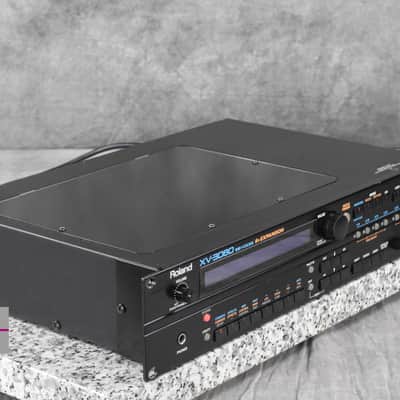 Roland XV-3080 Rackmount synthesizer in Very Good Condition. image 2