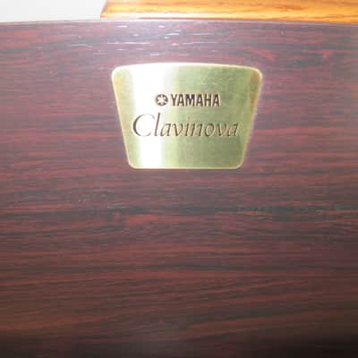 Yamaha Clavinova CLP-220 digital piano image 4