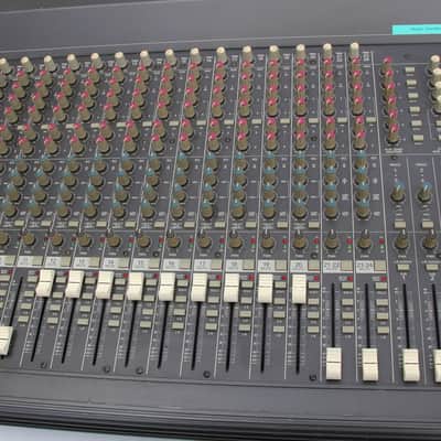 Mackie SR24.4-VLZ Pro SR Series 24x4x2 4-Bus Mixing Console 2001 - 2005 - Dark Gray image 2