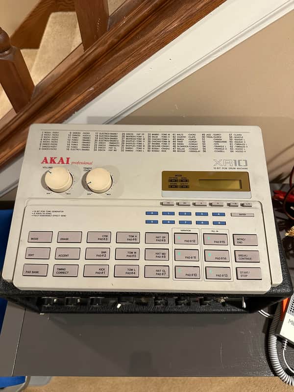 Akai XR-10 vintage drum machine image 1