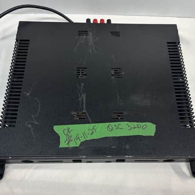 QSC Vintage model 3200 Serie-III Studio standard true dual mono professional power amplifier.(No fan) image 7