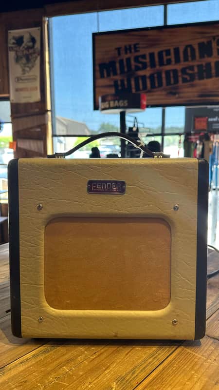 Fender Champion 600 Amplifier image 1