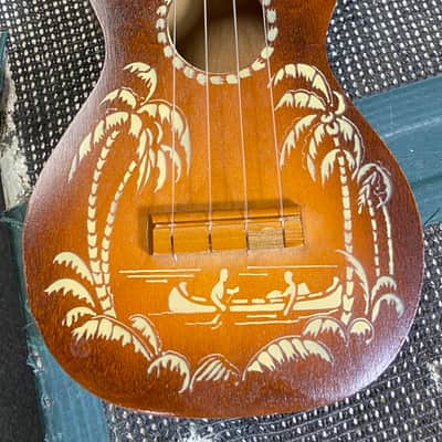 Silvertone Vintage Soprano Ukulele - Includes Chipboard Case! image 1