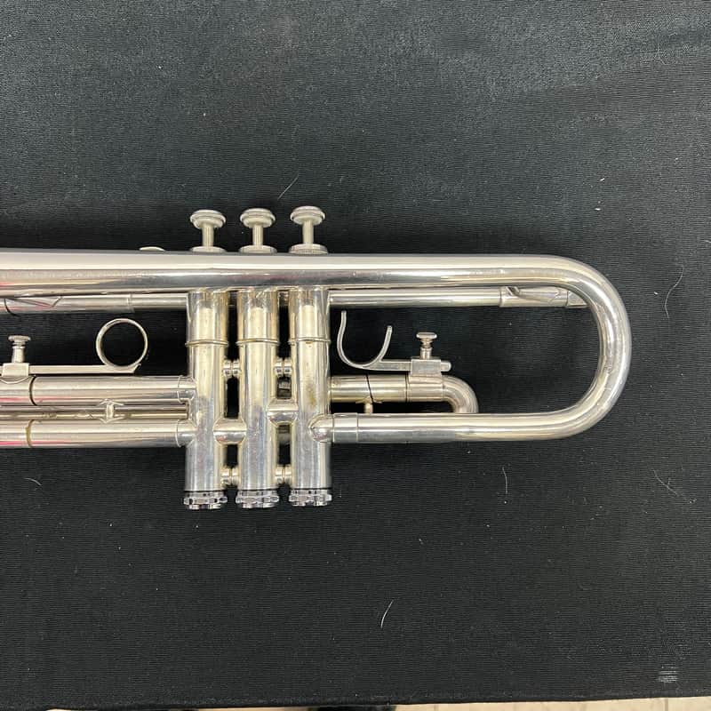 Vintage Getzen Eterna Severinsen Large Bore Silver Bb Trumpet with